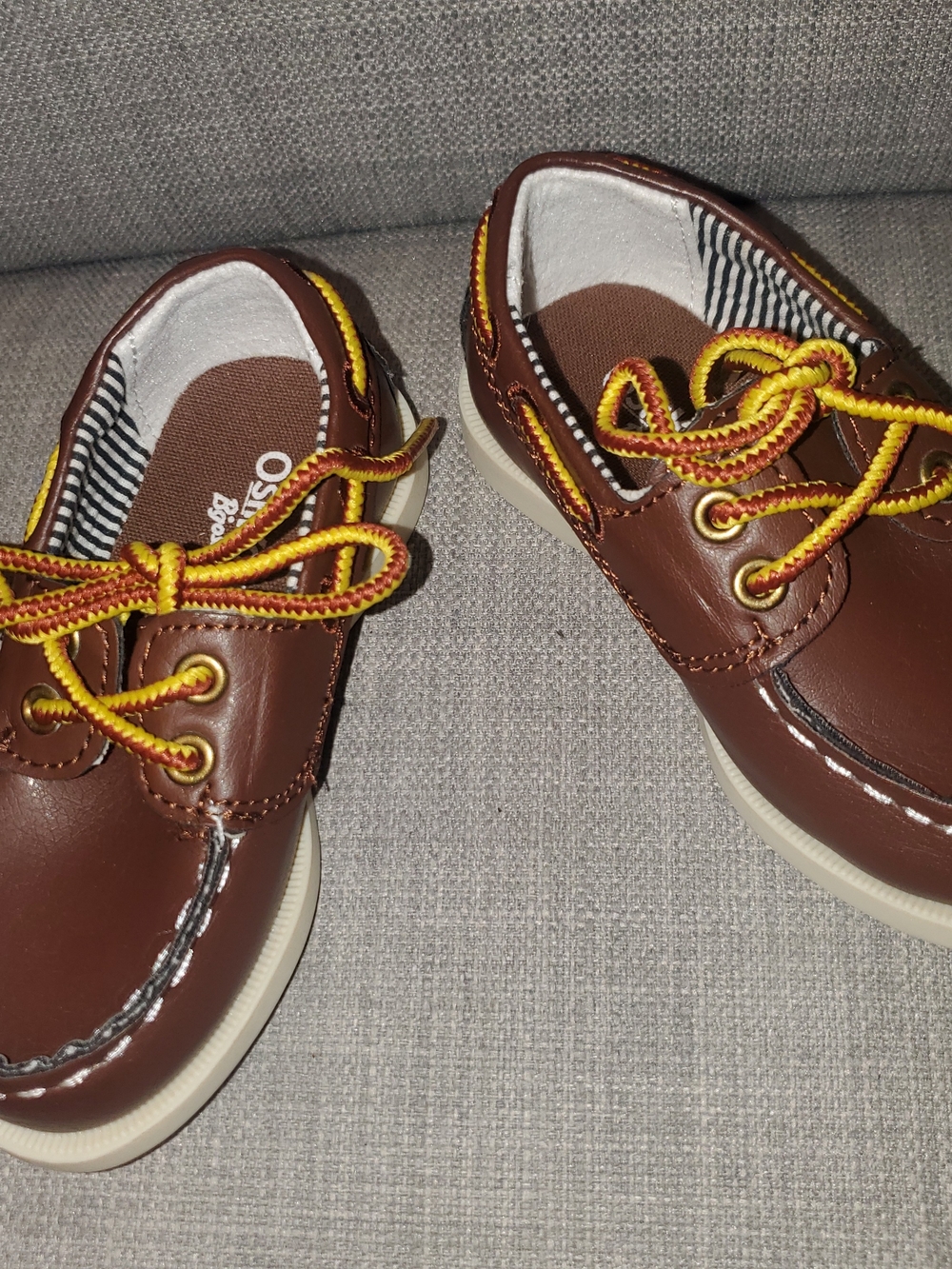 Osh Kosh Kids, Toddler, Brown Leather Lace-Up Casual Shoes, sz 5 nwot